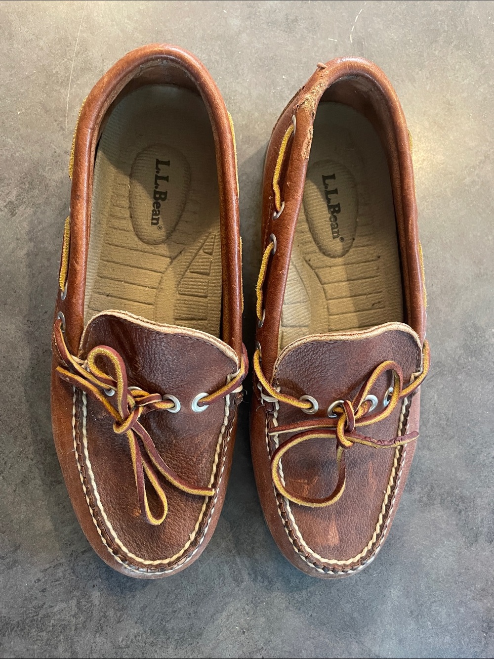 L.L. Bean Women's Chestnut Brown Leather Boat Shoes with Tan Laces